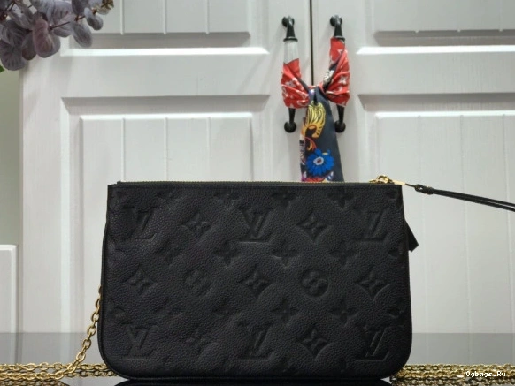 DOUBLE VUITTON ZIP POCHETTE LOUIS 0414